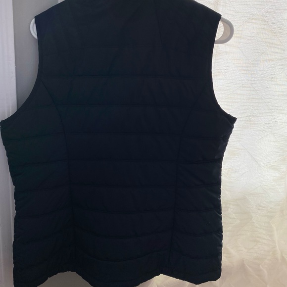 TOMMY HILFIGER VEST💙 - Picture 7 of 8